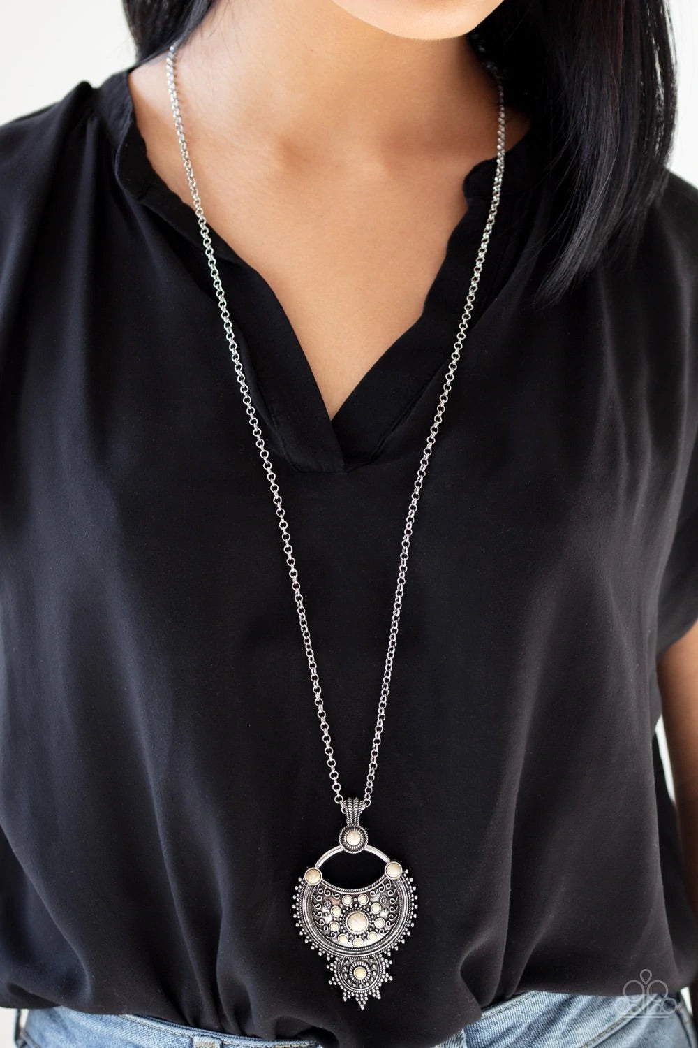 Solar Energy Paparazzi Accessories Necklace with Earrings