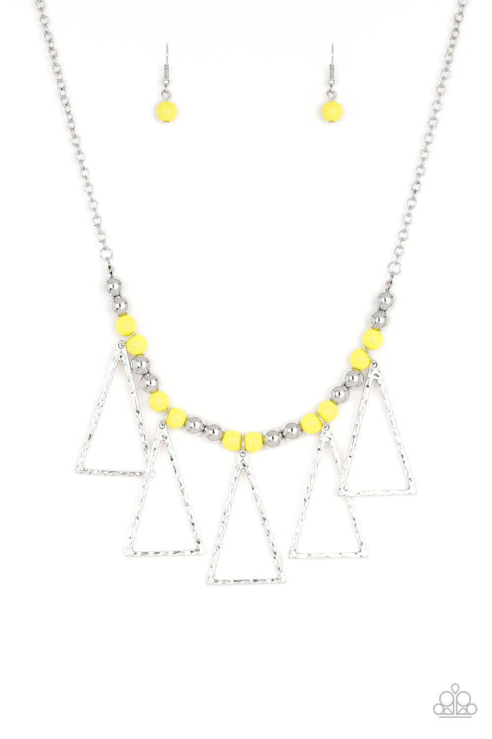 Terra Nouveau Paparazzi Accessories Necklace with Earrings