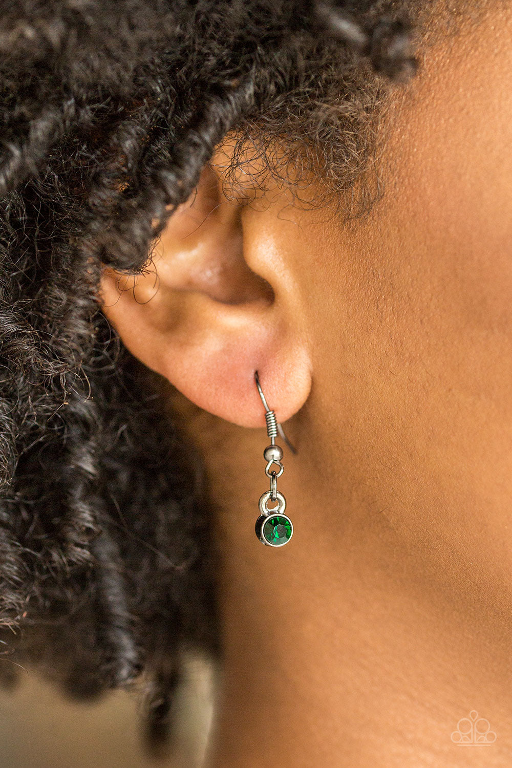 Court Couture Paparazzi Necklace with Earrings Green