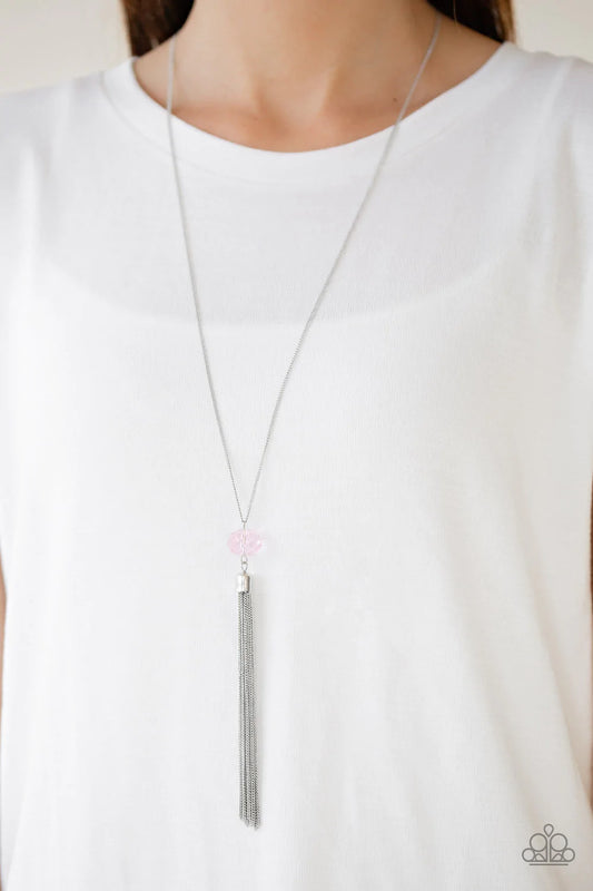 Socialite of the Season Paparazzi Accessories Necklace with Earrings