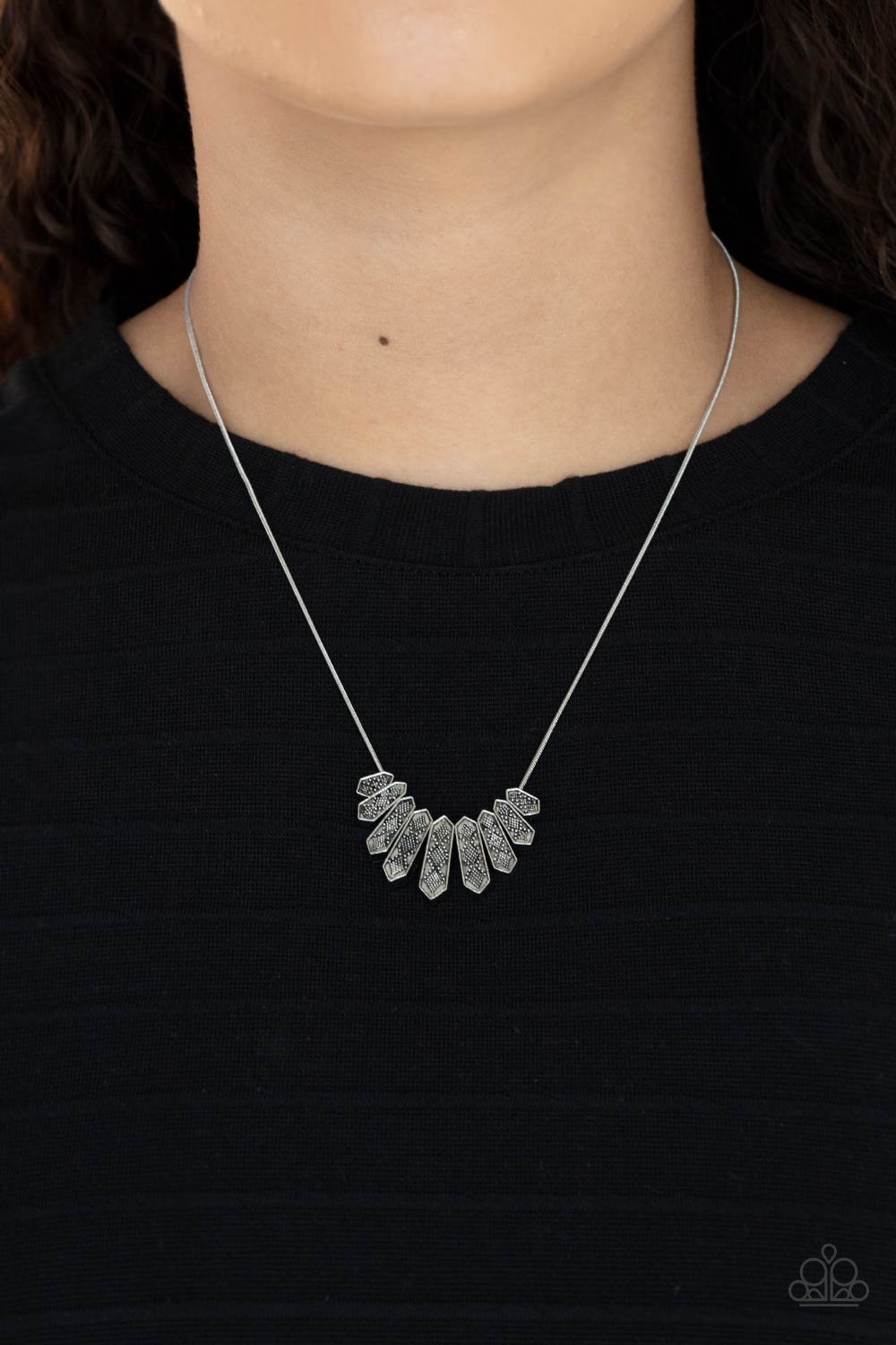 Monumental March Paparazzi Accessories Necklace with Earrings Silver