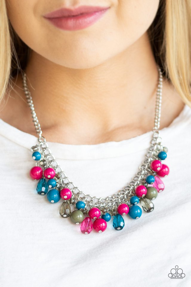 Tour De Trendsetter Paparazzi Accessories Necklace with Earrings