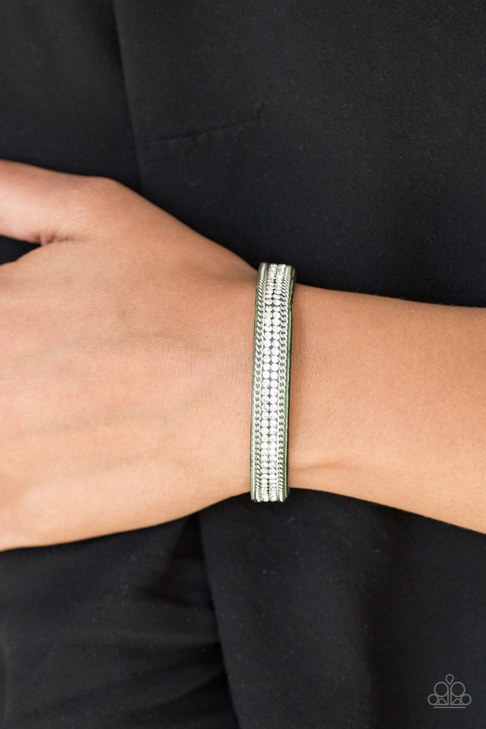 Babe Bling Paparazzi Accessories Bracelet